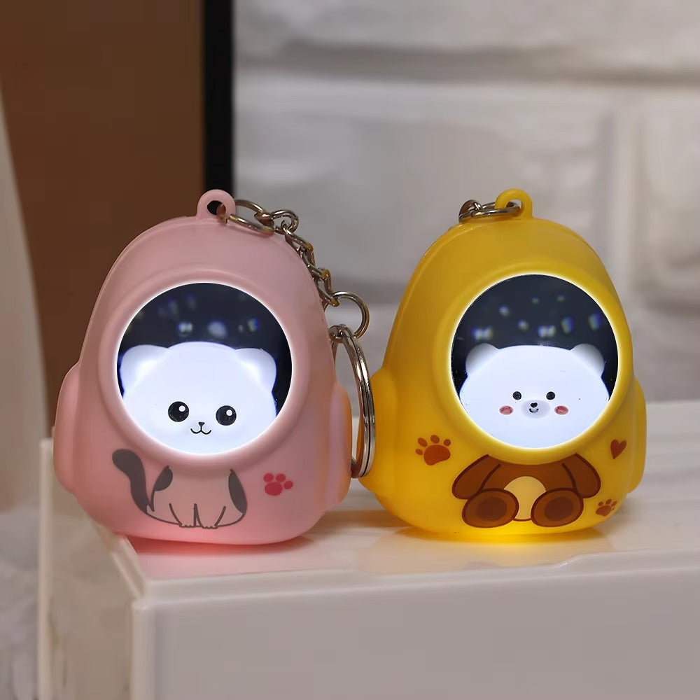 Akariikuma™ AstroPod Keychain